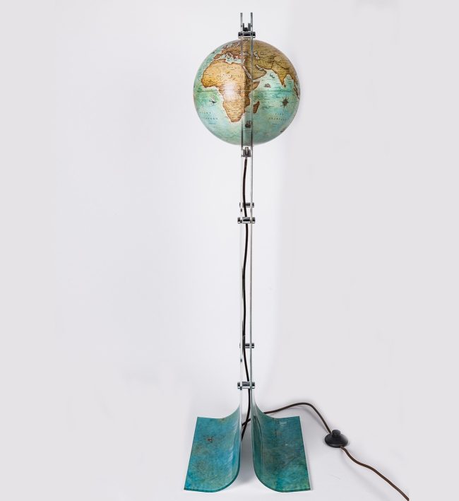 ð§‍♀️ð Antique Globe Mermaid Floor Lamp - Image 4